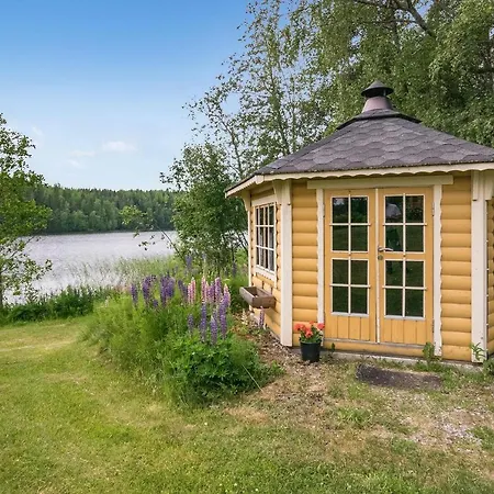 哈提图维特山林小屋 *